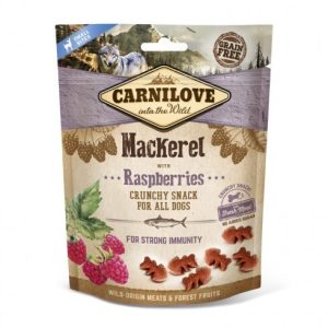 Carnilove Crunchy Snack Mackerel & Raspberry- Makréla Hússal és Málnával 200g